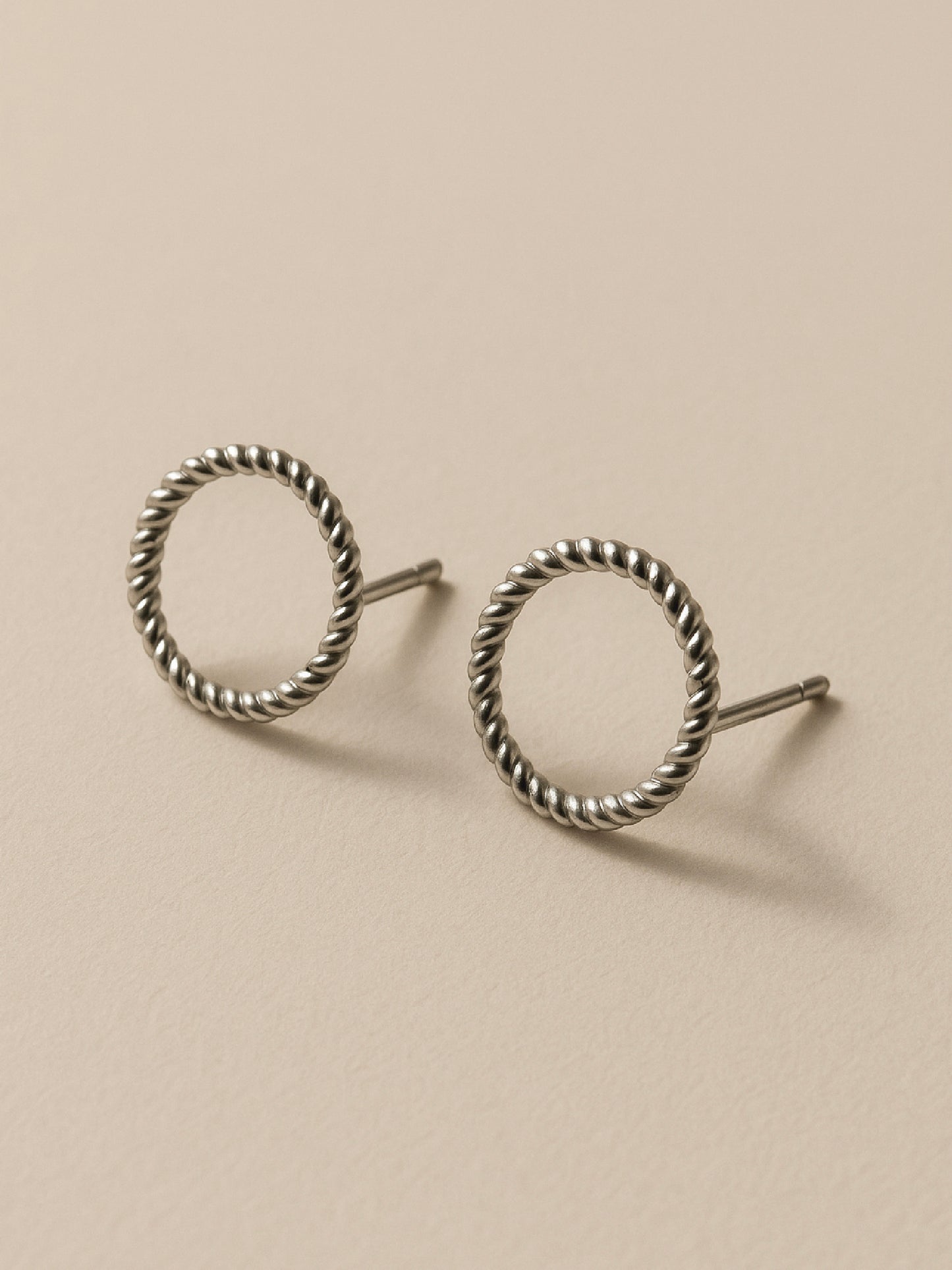 ARETES AMELIA
